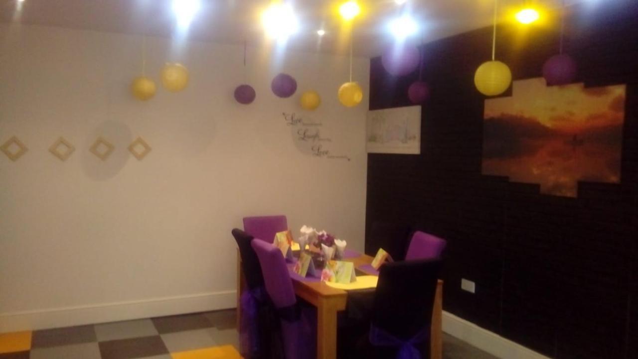Carer 4 You Residential Home Upholland Esterno foto